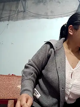 Snapshot of Queen_18200 chatting on February 8, 2026, 10:29 pm Queen 18200 online show from February 8, 2026, 10:29 pm