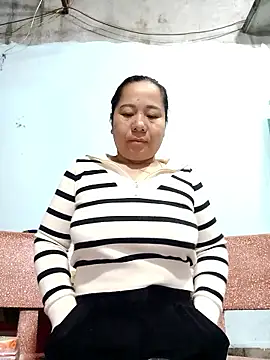 Snapshot of Queen_18200 chatting on January 10, 2026, 10:16 pm Queen 18200 online show from January 10, 2026, 10:16 pm