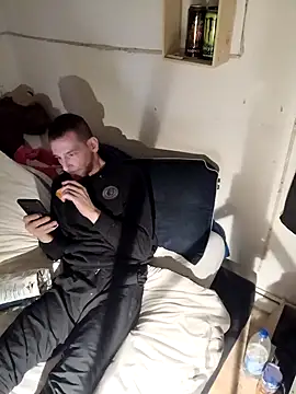 Snapshot of SInfiniSensation1 chatting on December 21, 2024, 10:40 pm SInfiniSensation1 online show from December 21, 2024, 10:40 pm