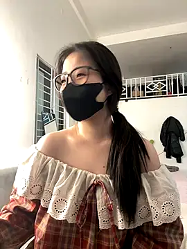 Snapshot of Jenni_nana chatting on November 26, 2025, 5:51 am Jenni nana online show from November 26, 2025, 5:51 am