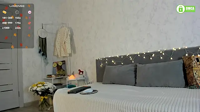 pretty yong cat online show from November 27, 2025, 4:18 pm