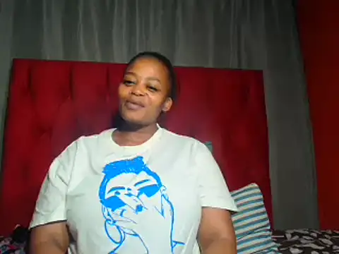 Snapshot of SweetandNaughty22 chatting on February 19, 2025, 11:28 am SweetandNaughty22 online show from February 19, 2025, 11:28 am