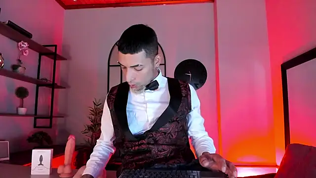 DrakeNeumann online show from October 21, 2025, 3:50 am