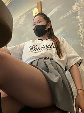 Snapshot of Tina_995 chatting on October 27, 2025, 5:08 am Tina 995 online show from October 27, 2025, 5:08 am