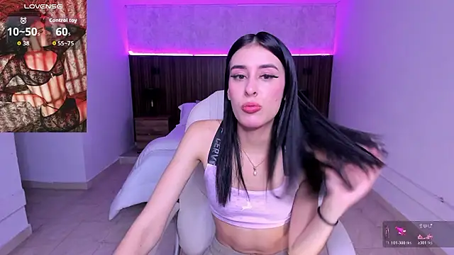 Snapshot of karlaa_james chatting on February 7, 2026, 11:18 am karlaa james online show from February 7, 2026, 11:18 am