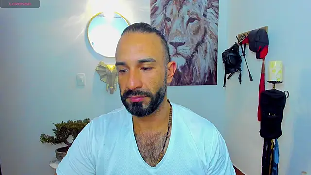 Snapshot of mr_maik chatting on January 25, 2025, 9:47 am mr maik online show from January 25, 2025, 9:47 am