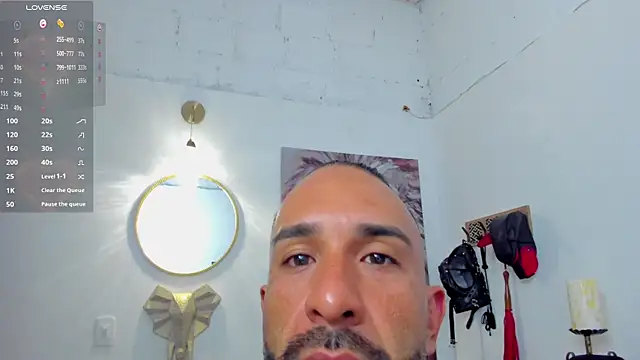Snapshot of mr_maik chatting on February 12, 2025, 9:31 am mr maik online show from February 12, 2025, 9:31 am