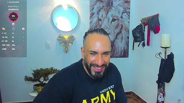 Snapshot of mr_maik chatting on January 31, 2025, 12:18 pm mr maik online show from January 31, 2025, 12:18 pm
