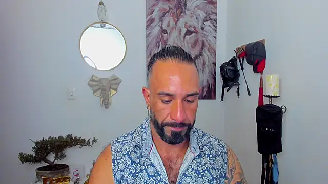 Snapshot of mr_maik chatting on January 17, 2025, 3:00 pm mr maik online show from January 17, 2025, 3:00 pm