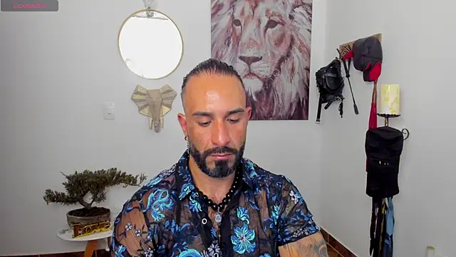 Snapshot of mr_maik chatting on January 18, 2025, 8:09 pm mr maik online show from January 18, 2025, 8:09 pm