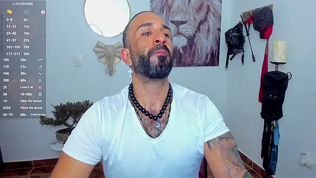 Snapshot of mr_maik chatting on January 24, 2025, 9:26 pm mr maik online show from January 24, 2025, 9:26 pm