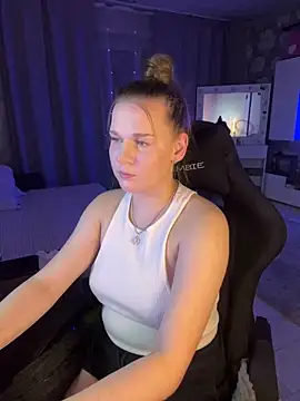 Lexi noah online show from December 16, 2025, 9:41 pm