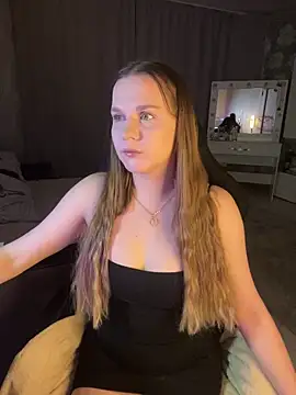 Snapshot of Lexi_noah chatting on February 13, 2026, 10:10 pm Lexi noah online show from February 13, 2026, 10:10 pm