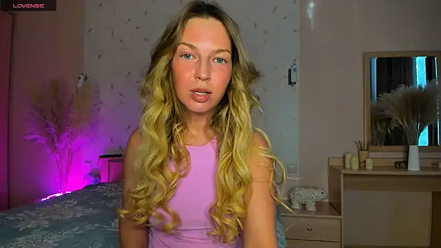 Snapshot of Jeanne_Williams chatting on February 4, 2025, 9:28 am Jeanne Williams online show from February 4, 2025, 9:28 am