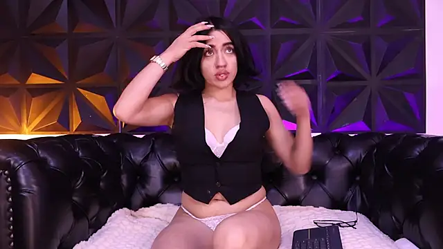 Snapshot of KasiaNoir_ chatting on November 26, 2025, 12:16 pm KasiaNoir online show from November 26, 2025, 12:16 pm