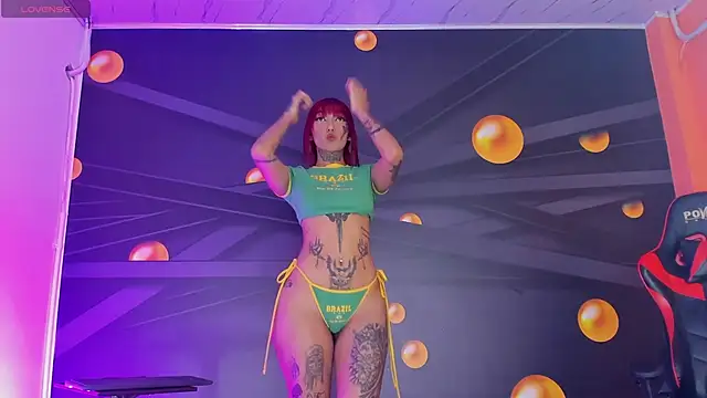 Snapshot of filletatouee chatting on February 10, 2025, 2:41 am filletatouee online show from February 10, 2025, 2:41 am