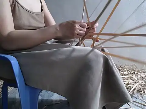 nolame18xxx online show from April 9, 2026, 10:43 am