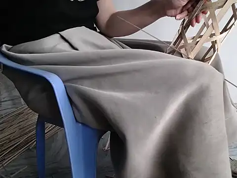 nolame18xxx online show from April 4, 2026, 1:12 am