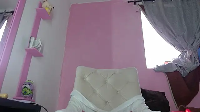 Snapshot of KeillyDiaz chatting on September 12, 2025, 3:01 pm KeillyDiaz online show from September 12, 2025, 3:01 pm