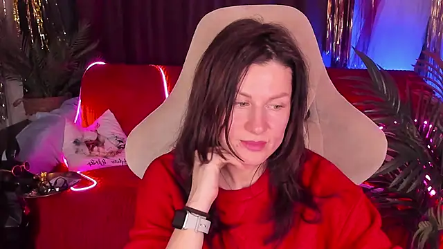 Snapshot of April_o_Nill chatting on February 3, 2026, 6:57 pm April o Nill online show from February 3, 2026, 6:57 pm