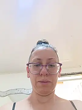 Snapshot of miss_hanna07 chatting on October 19, 2025, 5:59 pm miss hanna07 online show from October 19, 2025, 5:59 pm