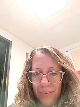 Snapshot of miss_hanna07 chatting on March 13, 2025, 6:56 pm miss hanna07 online show from March 13, 2025, 6:56 pm