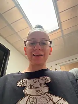 Snapshot of miss_hanna07 chatting on November 2, 2025, 4:12 pm miss hanna07 online show from November 2, 2025, 4:12 pm