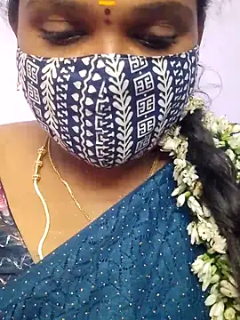 Snapshot of malliga98 chatting on February 8, 2026, 4:37 pm malliga98 online show from February 8, 2026, 4:37 pm