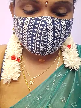 Snapshot of malliga98 chatting on February 4, 2026, 5:19 pm malliga98 online show from February 4, 2026, 5:19 pm