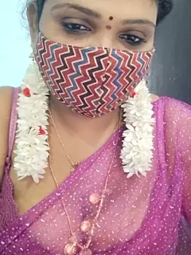 Snapshot of malliga98 chatting on December 18, 2025, 8:30 am malliga98 online show from December 18, 2025, 8:30 am