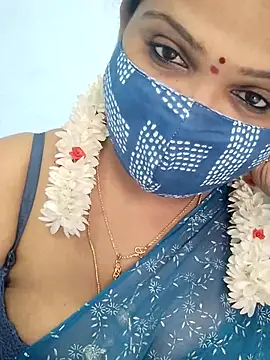 Snapshot of malliga98 chatting on December 22, 2025, 8:47 am malliga98 online show from December 22, 2025, 8:47 am