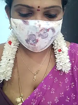 Snapshot of malliga98 chatting on December 21, 2025, 6:48 am malliga98 online show from December 21, 2025, 6:48 am