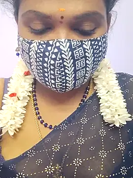 Snapshot of malliga98 chatting on February 10, 2026, 6:07 pm malliga98 online show from February 10, 2026, 6:07 pm