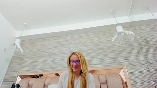 maddy cartter online show from October 1, 2025, 11:47 am