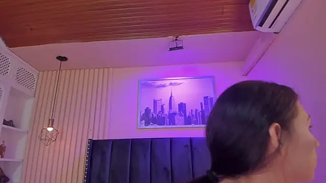 diosa cristal online show from July 15, 2026, 2:29 am