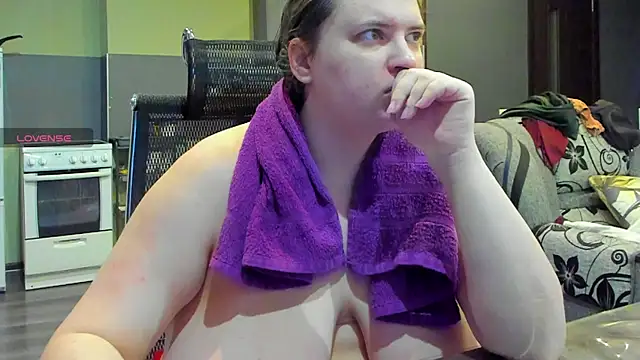 Snapshot of 1lindsey1 chatting on October 2, 2025, 12:30 pm 1lindsey1 online show from October 2, 2025, 12:30 pm