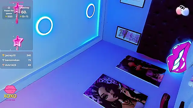 Snapshot of Babyenderlyn chatting on March 14, 2025, 11:43 pm Babyenderlyn online show from March 14, 2025, 11:43 pm