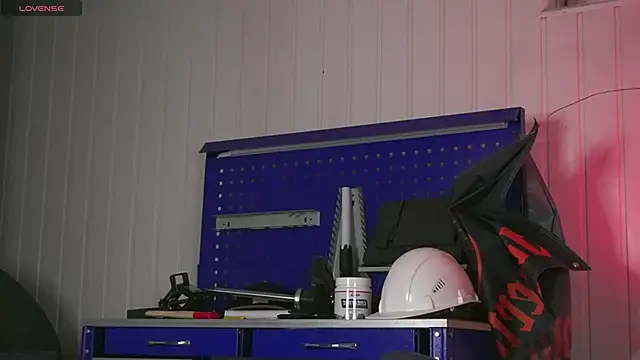 Snapshot of dustyn_fox chatting on September 26, 2025, 1:07 pm dustyn fox online show from September 26, 2025, 1:07 pm