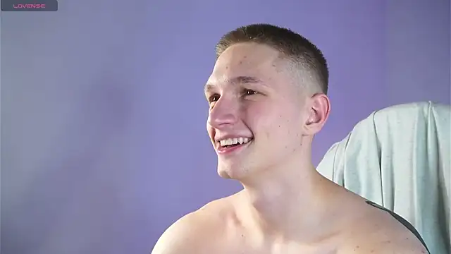 Snapshot of dustyn_fox chatting on March 10, 2025, 1:01 am dustyn fox online show from March 10, 2025, 1:01 am