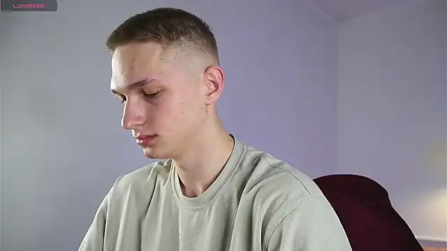 Snapshot of dustyn_fox chatting on March 9, 2025, 7:45 am dustyn fox online show from March 9, 2025, 7:45 am