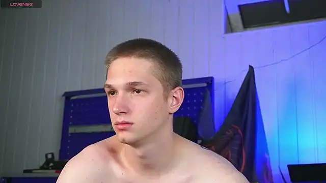 Snapshot of dustyn_fox chatting on October 4, 2025, 4:41 pm dustyn fox online show from October 4, 2025, 4:41 pm