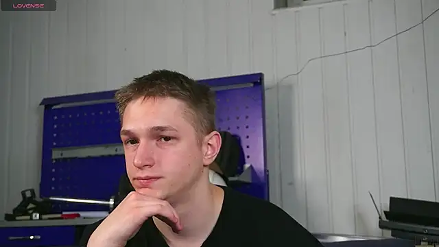 Snapshot of dustyn_fox chatting on January 7, 2026, 3:06 pm dustyn fox online show from January 7, 2026, 3:06 pm