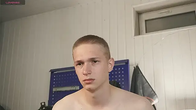 Snapshot of dustyn_fox chatting on September 11, 2025, 4:40 pm dustyn fox online show from September 11, 2025, 4:40 pm