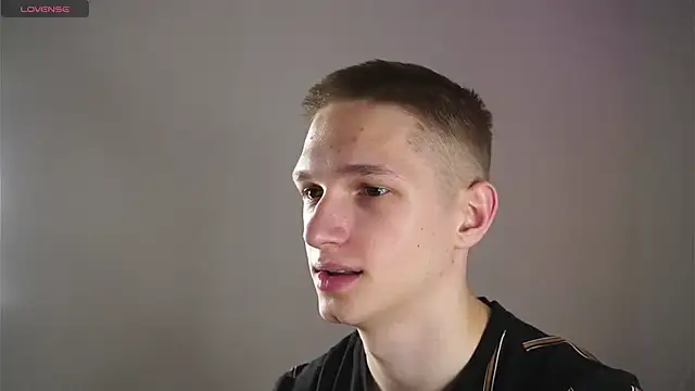 Snapshot of dustyn_fox chatting on March 15, 2025, 2:12 pm dustyn fox online show from March 15, 2025, 2:12 pm