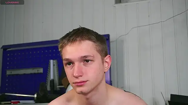 Snapshot of dustyn_fox chatting on January 12, 2026, 3:52 pm dustyn fox online show from January 12, 2026, 3:52 pm