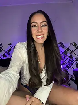 Snapshot of FrancellyHot chatting on December 4, 2024, 2:36 am FrancellyHot online show from December 4, 2024, 2:36 am