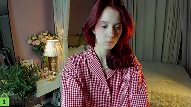 Dearly Emily online show from December 17, 2025, 5:18 pm