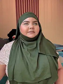  Shara Handal  online show from October 4, 2025, 11:23 am