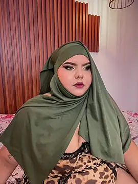  Shara Handal  online show from November 16, 2025, 6:51 am