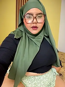  Shara Handal  online show from February 4, 2026, 7:03 am